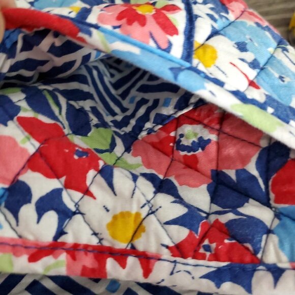 Vera Bradley Summer Cottage Crossbody Shoulder Bag - Picture 11 of 13